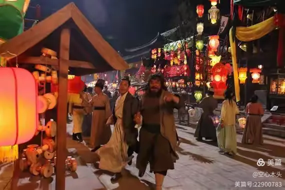 《水浒传》李逵元夜闹东京敢作敢为大快人心